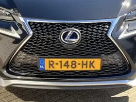 Lexus NX 300h AWD Luxury Line thumbnail 42
