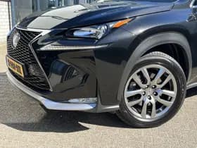 Lexus NX 300h AWD Luxury Line thumbnail 43