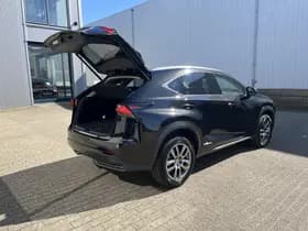 Lexus NX 300h AWD Luxury Line thumbnail 72