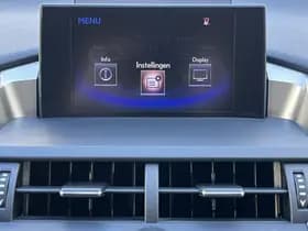 Lexus NX 300h AWD Luxury Line thumbnail 78