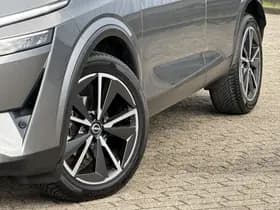 Nissan Qashqai thumbnail 8