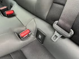 Lexus IS thumbnail 18