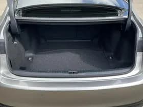 Lexus IS thumbnail 20