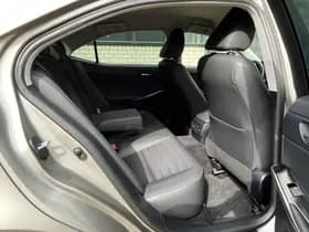 Lexus IS thumbnail 22