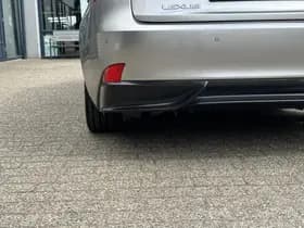 Lexus IS thumbnail 40