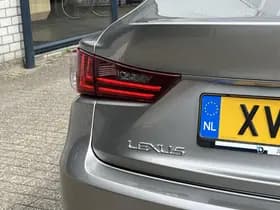 Lexus IS thumbnail 41