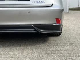 Lexus IS thumbnail 44