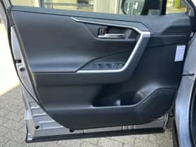 Toyota RAV4 thumbnail 12