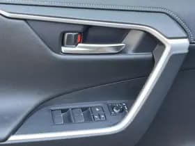 Toyota RAV4 thumbnail 13