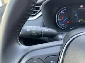 Toyota RAV4 thumbnail 35