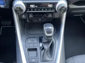 Toyota RAV4 thumbnail 69