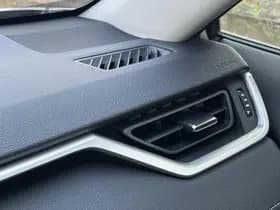 Toyota RAV4 thumbnail 71