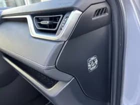 Toyota RAV4 thumbnail 72