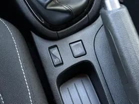 Renault Clio thumbnail 34