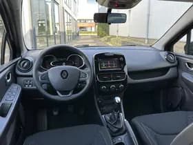 Renault Clio thumbnail 37