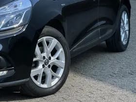 Renault Clio thumbnail 6