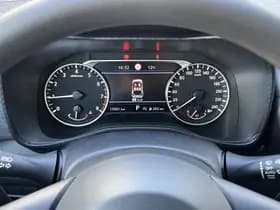 Nissan Juke thumbnail 5