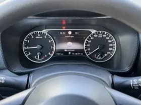 Nissan Juke thumbnail 60