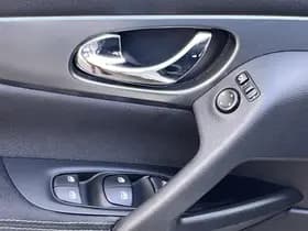 Nissan Qashqai thumbnail 11