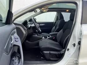 Nissan Qashqai thumbnail 12