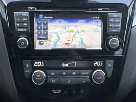 Nissan Qashqai thumbnail 8