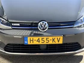 Volkswagen E-Golf thumbnail 30