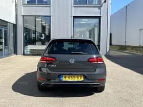 Volkswagen E-Golf thumbnail 36