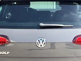 Volkswagen E-Golf thumbnail 40