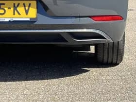 Volkswagen E-Golf thumbnail 42