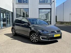 Volkswagen E-Golf thumbnail 54
