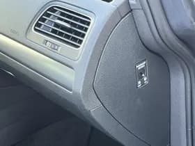 Volkswagen E-Golf thumbnail 67