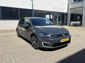 Volkswagen E-Golf thumbnail 69