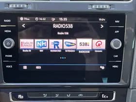 Volkswagen E-Golf thumbnail 80