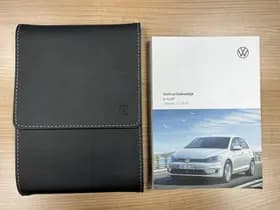Volkswagen E-Golf thumbnail 85