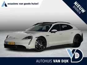 Porsche Taycan thumbnail 1