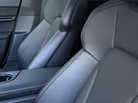 Porsche Taycan thumbnail 12