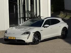 Porsche Taycan thumbnail 15