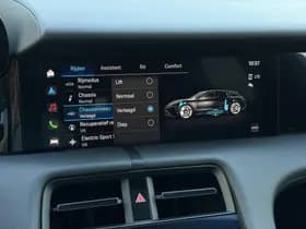 Porsche Taycan thumbnail 39