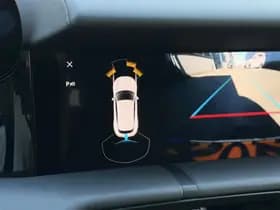 Porsche Taycan thumbnail 51