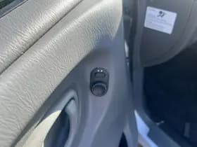 Opel Agila thumbnail 15