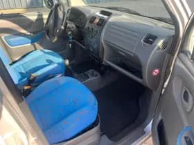 Opel Agila thumbnail 21