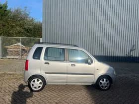 Opel Agila thumbnail 9