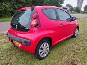 Peugeot 107 thumbnail 6