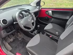 Peugeot 107 thumbnail 10