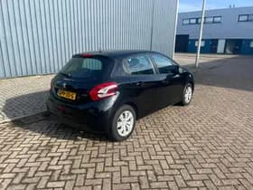 Peugeot 208 thumbnail 6