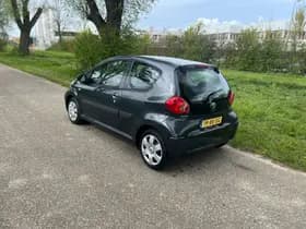 Toyota Aygo thumbnail 4