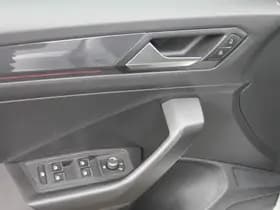 Volkswagen T-Roc thumbnail 14