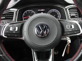 Volkswagen T-Roc thumbnail 21