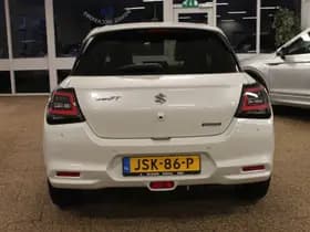 Suzuki Swift thumbnail 4