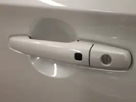 Suzuki Swift thumbnail 7